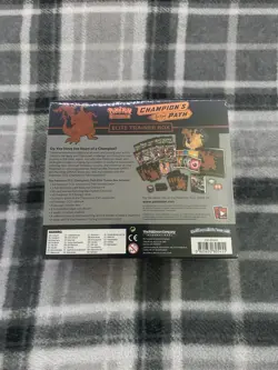 Pokemon TCG Champion's Path Elite Trainer Box Charizard English 2020 - Image 2