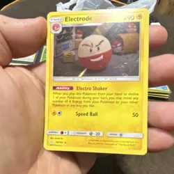 Pokemon Electrode 39/181 Sm-Team Up Stage 1 90 HP Holo Rare English - Image 1