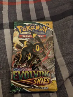Pokemon Sword And Shield Evolving Skies Booster Pack - Sealed New - Image 3