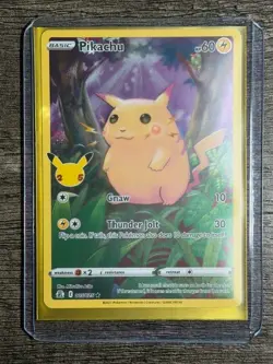 POKEMON FULL ART PIKACHU 005/025 RARE CELEBRATIONS 2021 LP + ARCEUS SLEEVE - Image 5