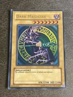 YuGiOh - DARK MAGICIAN SDY-006 - ULTRA RARE UNLIMITED - MP - Image 1