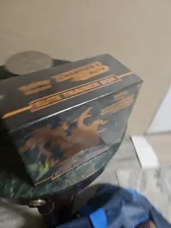Pokemon TCG: Champion's Path Elite Trainer Box 820650805455 - Image 2