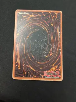 Yu-Gi-Oh Blue-Eyes White Dragon SDK-001 1st Edition - Image 2