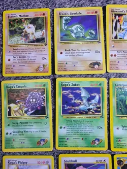 20 Bulk Vintage Pokemon Cards from Jungle, Gym Challenge, and Neo Gen Sets WOTC - Image 4