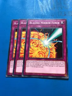 YUGIOH 3x Common Blazing Mirror Force SDPL-EN034 1st Edition - Image 1