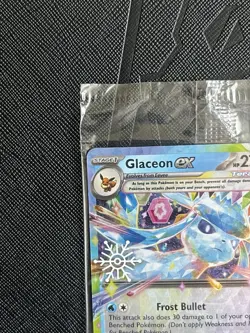 Pokemon TCG *SEALED* Glaceon 26/131 2025 Stamped Holiday Calendar Promo - NM - Image 4