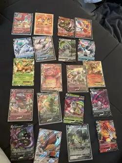 Pokemon TCG 20 Card Lot V GX Foil - Image 1