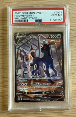 2022 POKEMON SWORD & SHIELD BRILLIANT STARS #TG22 FULL ART/UMBREON V PSA 10 - Image 2