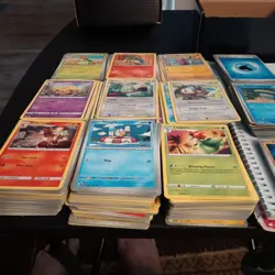 Pokemon English Bulk Lot 950+ Cards - Image 1