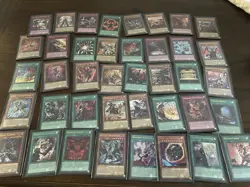 YU-GI-OH! LOT. 1000+ CARDS. Tins, boxes, playmats included. - Image 4