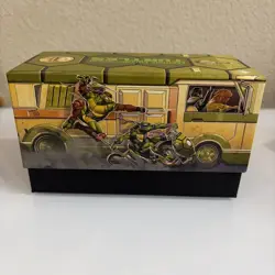 MTG x TMNT Bundle Exclusive Turtle Van Deck Storage Box & Green Spindown Die - Image 5