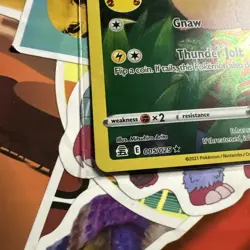Pikachu 005/025 Celebrations 25th Anniversary Pokemon TCG / Sword & Shield - Image 4