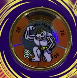 1999 Hasbro Pokemon Battling # 67 Machoke Gold Coin Game Nintendo RARE - Image 1