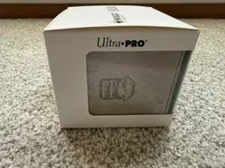 Ultra Pro MTG Final Fantasy Cloud, Planet’s Champion Alcove Edge Deck Box (New) - Image 4