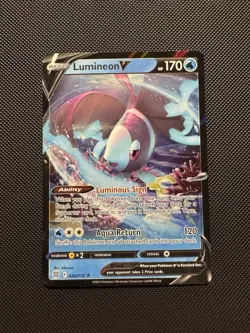 Pokemon TCG Lumineon V 040/172 SWSH09: Brilliant Stars Ultra Rare Near Mint - Image 1