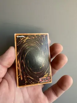 Yugioh Dark Magician BPT-007 Secret Rare LP - Image 4