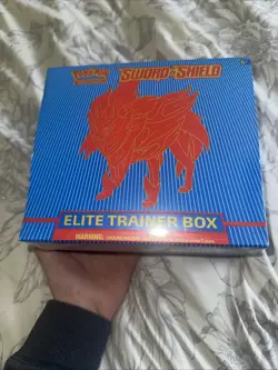 Pokemon Sword & Shield Elite Trainer Box (172-80670). Tear In Plastic 820650104459 - Image 1