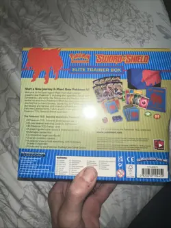 Pokemon Sword & Shield Elite Trainer Box (172-80670). Tear In Plastic 820650104459 - Image 5