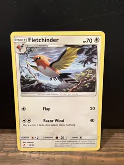 2017 Fletchinder 13/30 - Trainer Kit: Lycanroc & Alolan Raichu - NM/MINT Pokemon - Image 1