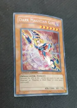 Yu-Gi-Oh TCG: Sectet Rare Dark Magician Girl CT2-EN004, Limited Edition Promo #2 - Image 4