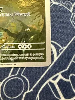 Venipede 132/086 Illustration Rare Sv: Black Bolt Holo Pokemon TCG BLK Holo - Image 5