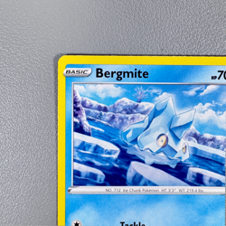 Pokemon TCG Card - Bergmite 44/203 Common | 2021 Evolving Skies | NM/Mint - Image 2