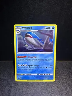 Pokemon Wailord 032/185 Vivid Voltage Holo Rare NM - Image 2