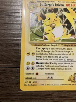 2000 Pokemon Gym Heroes Lt Surges Raichu 11/132 Holo Swirl NM Condition Vintage - Image 2