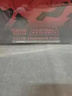 POKEMON SWORD & SHIELD ASTRAL RADIAMCE ELITE TRAINER BOX TRADING CARD GAME (NEW) - Image 3