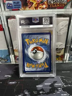 PSA 10 Pokemon Sword & Shield Vivid Voltage Charizard 025/185 (Cracked Ice) 🔥 - Image 2