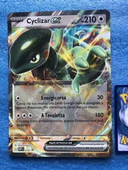 GCC Pokemon Jumbo Promo 018 Cyclizar ex set Scarlatto e Violetto Ita. 2023. NM - Image 1
