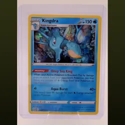 2021 POKEMON SWSH BATTLE STYLES KINGDRA 33/163 REVERSE HOLO RARE NM - Image 1