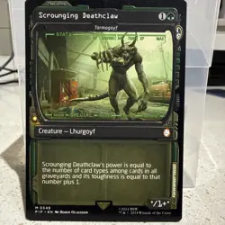 Scrounging Deathclaw - Tarmogoyf (Showcase) Universes Beyond: Fallout Regular - Image 1