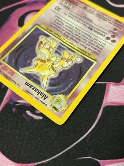 Alakazam 1/102 Base Set Vintage Holo Pokemon Card WOTC Pokemon TCG - Image 4