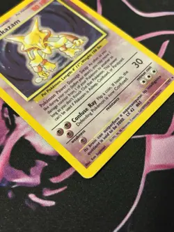 Alakazam 1/102 Base Set Vintage Holo Pokemon Card WOTC Pokemon TCG - Image 5