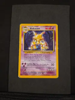 Pokemon Alakazam TCG Base Set Holo Unlimited Rare Card 1/102 MP/HP - Image 1