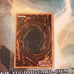 YuGiOh! SD1-EN001 Red-Eyes Darkness Dragon Ultra Rare LP - Image 2