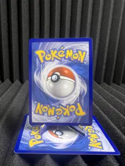 Pikachu V 086/264 Swsh08 - Fusion Strike Holo - Pokemon Card NM - Image 2