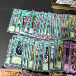 Yu-Gi-Oh Trading Cards Game With 390 Cards - Image 5