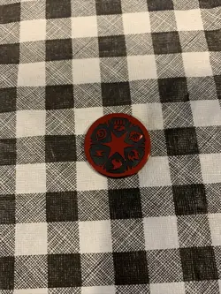 POKEMON TCG 2005 QUICK CONSTRUCTION PACK RED FIRE ENERGY STAR COIN - Image 1