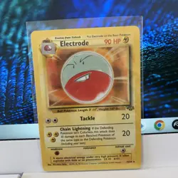 Pokemon Electrode Jungle 18/64 Rare 1999 (Non Holo) NM - HP90 - Image 1