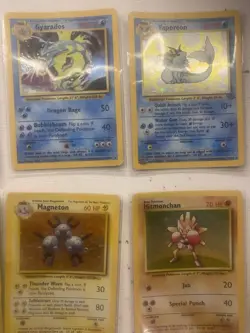 Pokemon TCG Base Set Holo Rare Lot 8 Cards Mewtwo Gyarados Vaporeon Magneton - Image 3