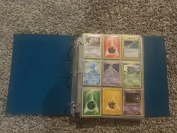 Nintendo Pokemon TCG Binder Mixed Card Lot Bulbasaur Wooper Psyduck - Image 1