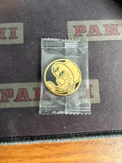 POKEMON CARD OFFICIAL COIN Tatsugiri Chinese LIMITTED - Image 1