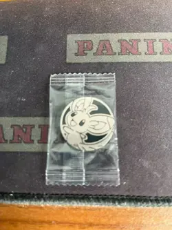 POKEMON CARD OFFICIAL COIN Minccino Chinese LIMITTED - Image 1