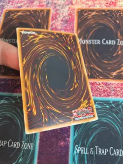 Yu-Gi-Oh! Elemental Hero Absolute Zero YG04-EN001 Ultra Rare Limited LP - Image 4