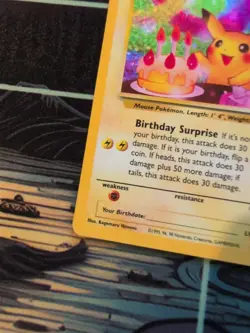 POKEMON CELEBRATIONS CLASSIC COLL. #24 BIRTHDAY PIKACHU HOLO - NM - Image 2
