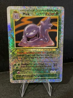 Muk Reverse Holo 16/110 Legendary Collection Pokemon TCG - Image 1
