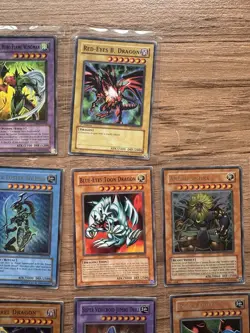 Yu-Gi-Oh 1st Edition Original Bundle Rare Bulk Holos Blue Eyes White Dragon Etc - Image 5
