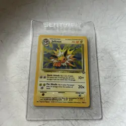 Pokemon TCG Jolteon Jungle Holo Rare Card 4/64 - Image 1